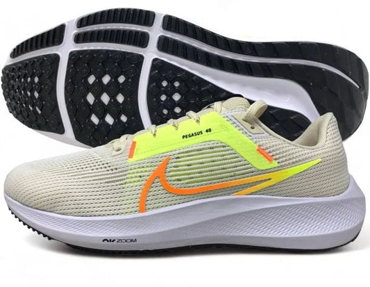 Nike Air Zoom Pegasus 40 Size 7.5