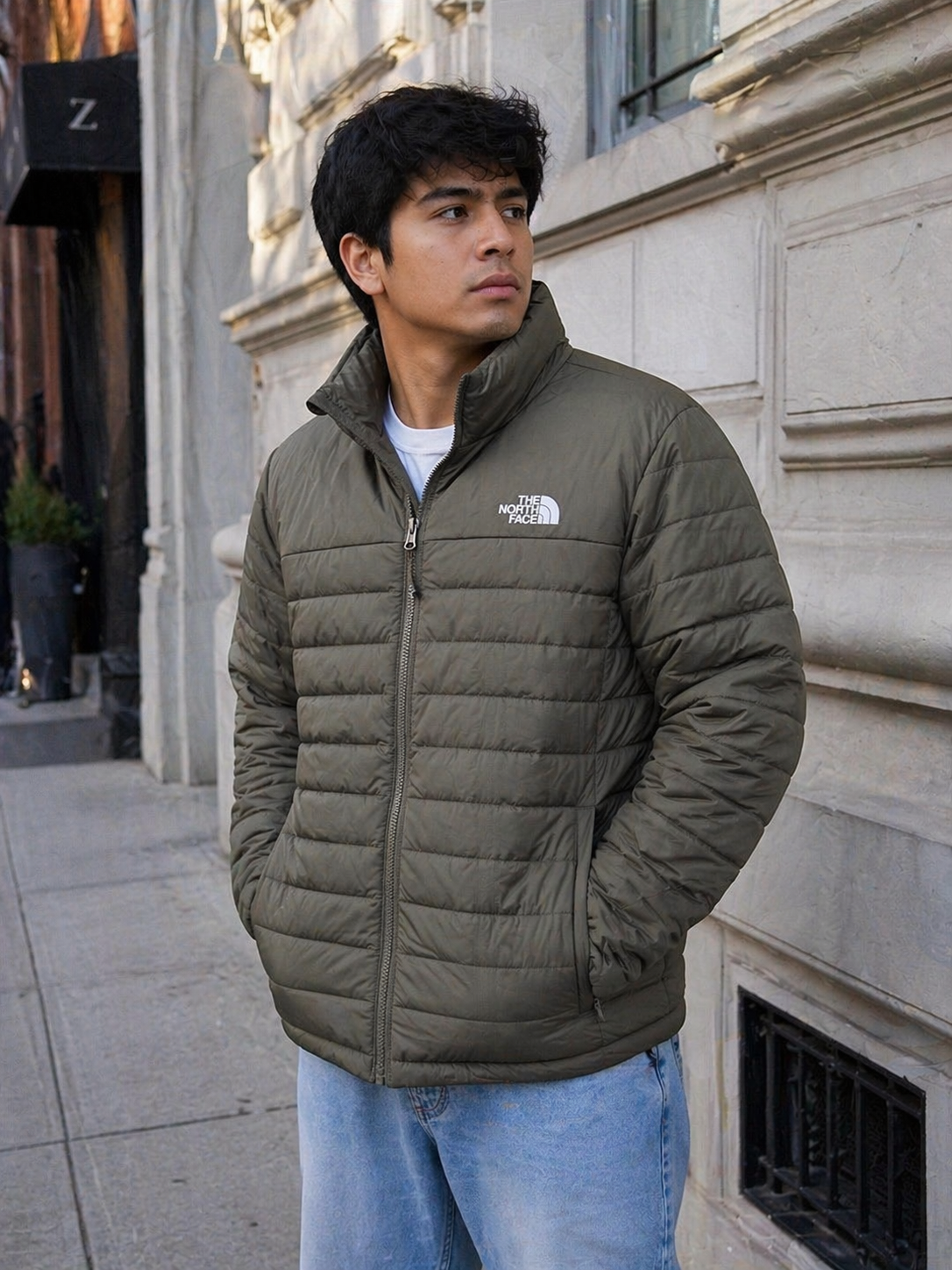 🔥 THE NORTH FACE PUFFER JACKET – SIZE M 🔥