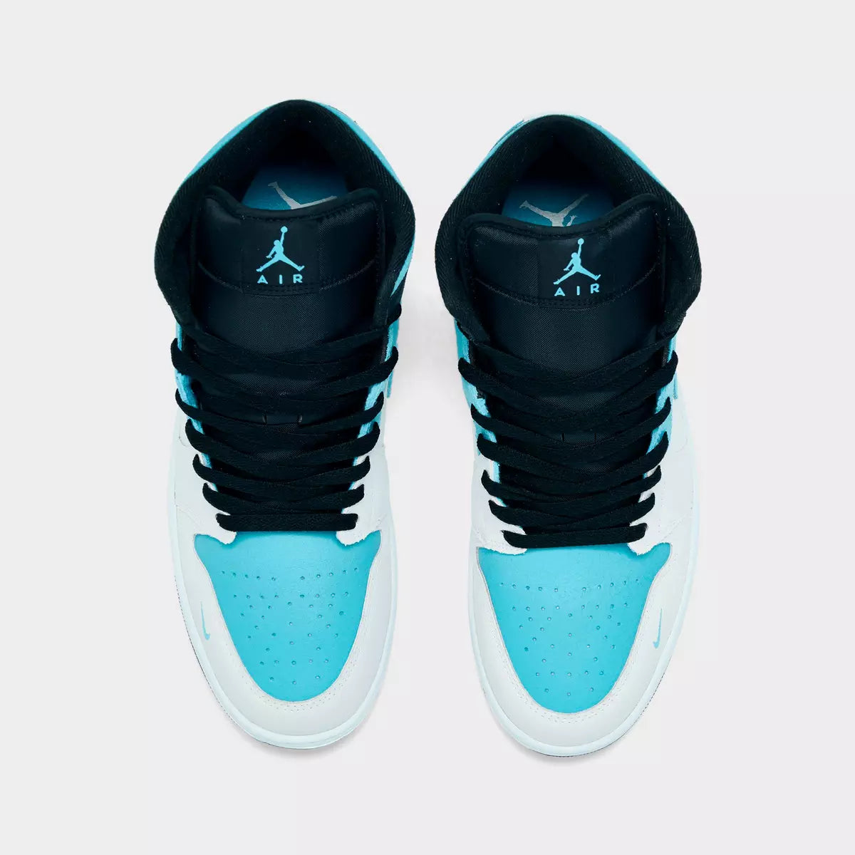 AIR JORDAN 1 MID SE Size 9