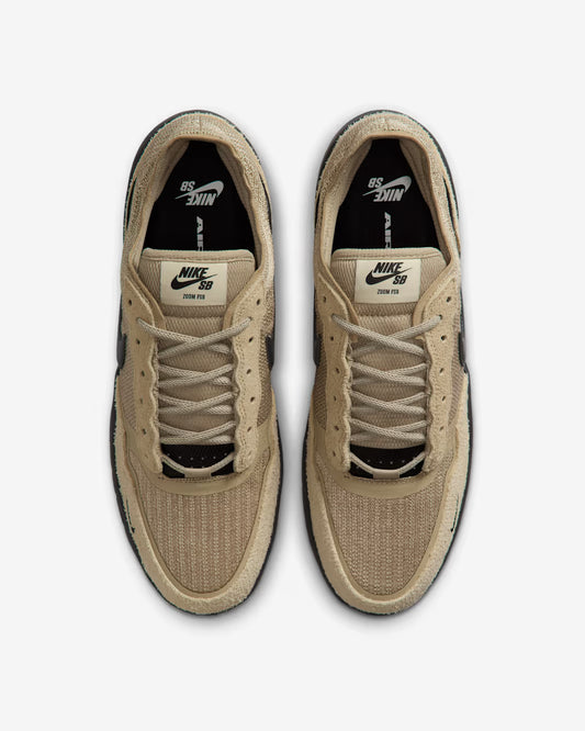 NIKE SB PS8 Size 7