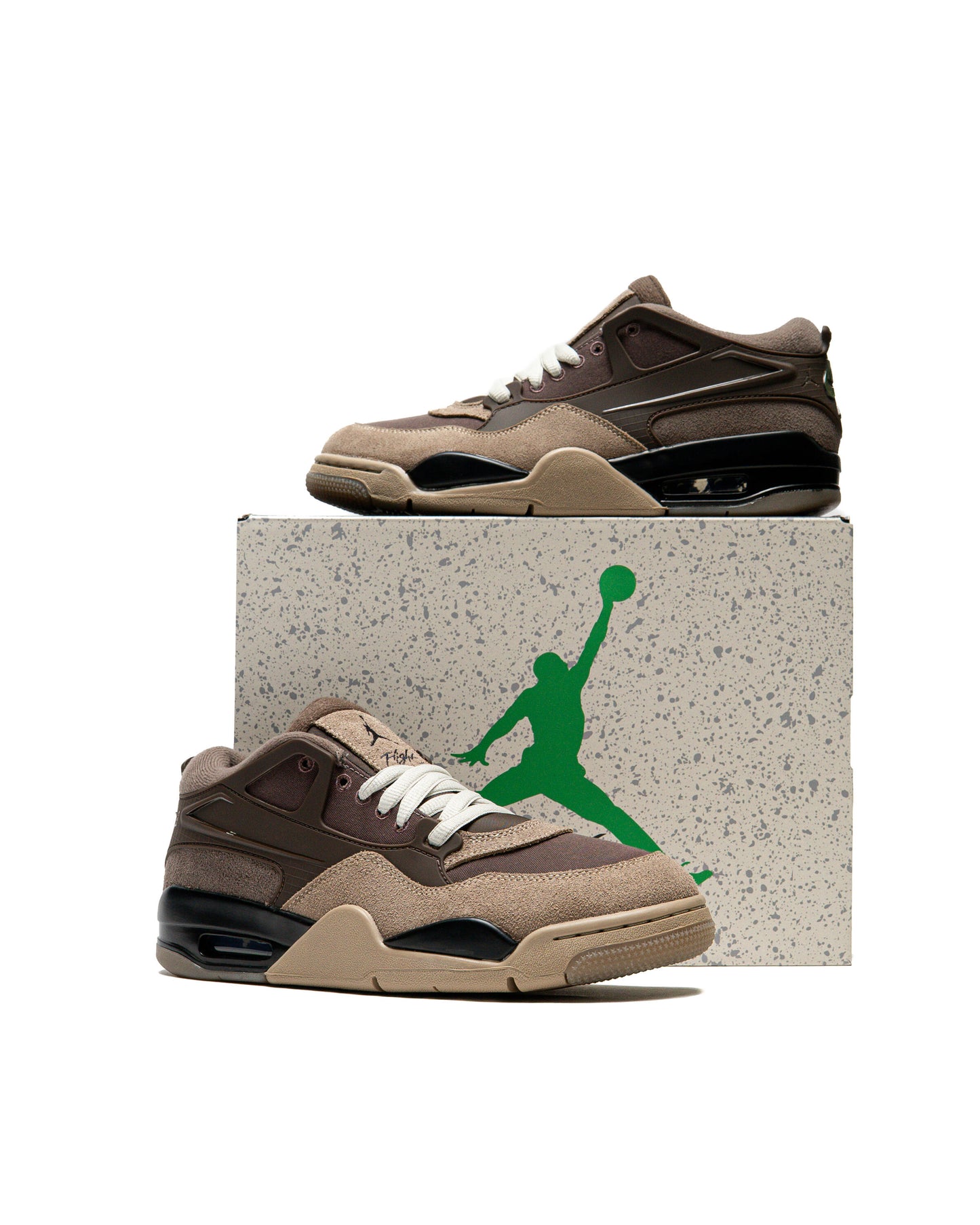 AIR JORDAN 4 RM Size 9