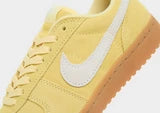 WMNS NIKE FIELD GENERAL Size 8